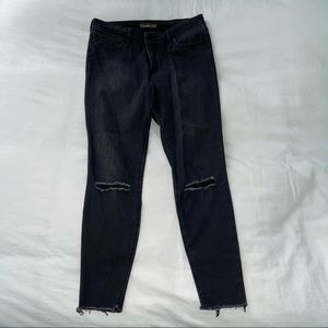 A&F | Signature Collection Skinny Ankle Jeans